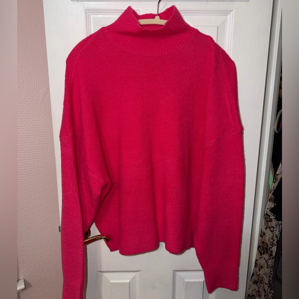 RD style hot pink turtleneck dolman sweater Large nwot